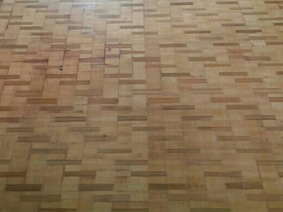 建筑模板的使用壽命長，作用大